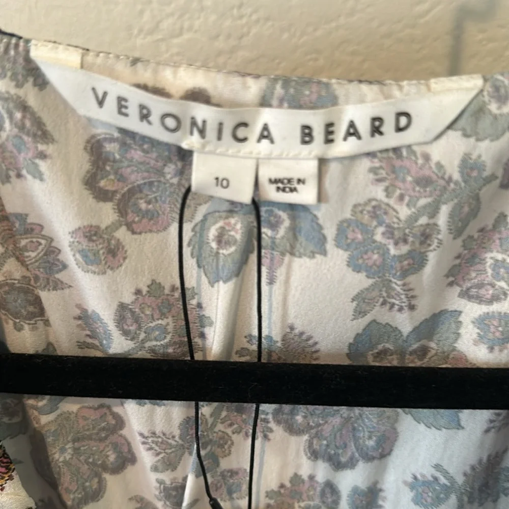 VB Dress - Picture 2 of 4